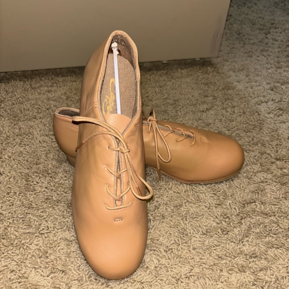 Capezio Women’s Cadence Tap Shoes